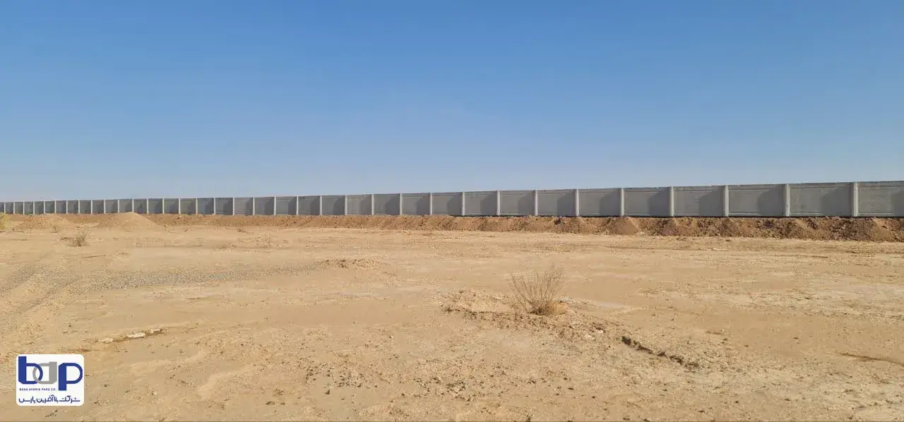 دیوار بتنی پیش ساخته پست برق استان یزد نمای دور در دشت